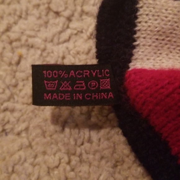 American Flag Circle Scarf - Picture 5 of 5